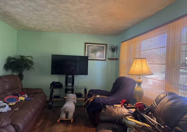 Photo 2 of Single family home for sale at 103 Edison Cir, Spartanburg, SC 29303 | MLS# SPN342294 | Listing updated on 2026-10-01