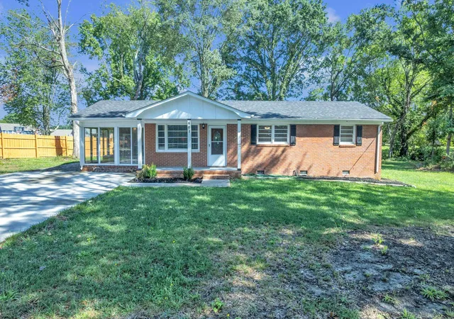 Photo 1 of Single family home for sale at 903 Brushy Crk Rd, Taylors, SC 29687 | MLS# SPN342298 | Listing updated on 2026-10-01