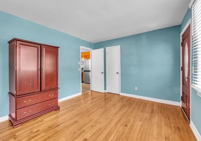 Photo 4 of Single family home for sale at 903 Brushy Crk Rd, Taylors, SC 29687 | MLS# SPN342298 | Listing updated on 2026-10-01