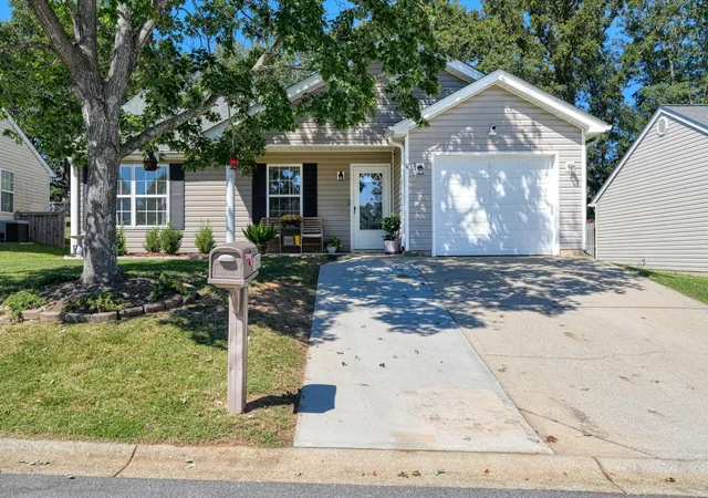 Photo 2 of Single family home for sale at 539 Hamilton Chase Dr, Moore, SC 29369 | MLS# SPN342326 | Listing updated on 2026-10-01