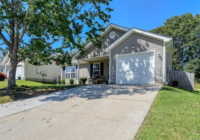 Photo 3 of Single family home for sale at 539 Hamilton Chase Dr, Moore, SC 29369 | MLS# SPN342326 | Listing updated on 2026-10-01