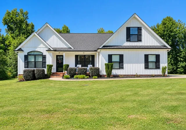 Photo 1 of Sale Pending at 1511 S Green River Rd, Gaffney, SC 29341 | MLS# SPN342327 | Listing updated on 2026-10-02
