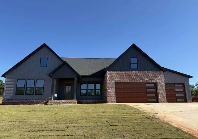 Single family home for sale at 4034 Hollybank Dr, Spartanburg, SC 29303 | MLS# SPN342329