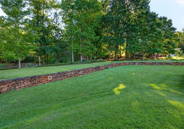 Photo 4 of Single family home for sale at 953 Hanging Rock Rd, Boiling Springs, SC 29316 | MLS# SPN342350 | Listing updated on 2026-10-03