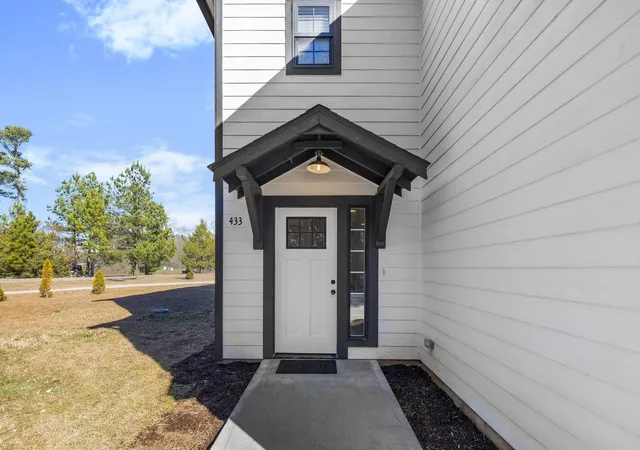 Photo 3 of Multi family home for sale at 433 Burns Rd, Spartanburg, SC 29307 | MLS# SPN342361 | Listing updated on 2026-10-08