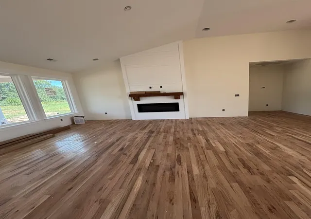 Photo 3 of Single family home for sale at 736 Mello Dr, Lyman, SC 29365 | MLS# SPN342362 | Listing updated on 2026-10-01