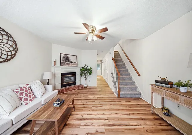 Photo 2 of Townhouse for sale at 504 S Townes Ct, Spartanburg, SC 29301 | MLS# SPN342373 | Listing updated on 2026-10-02