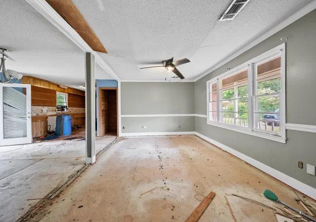 Photo 3 of Single family home for sale at 20 Alice Farr Dr, Greenville, SC 29617 | MLS# SPN342381 | Listing updated on 2026-10-01