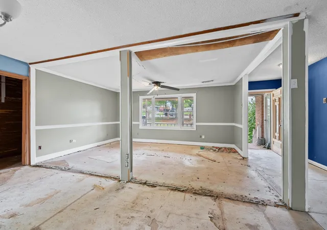 Photo 4 of Single family home for sale at 20 Alice Farr Dr, Greenville, SC 29617 | MLS# SPN342381 | Listing updated on 2026-10-01