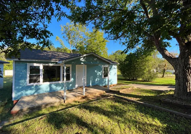 Photo 1 of Single family home for sale at 111 Gaffney Ave, Gaffney, SC 29341 | MLS# SPN342383 | Listing updated on 2026-10-20