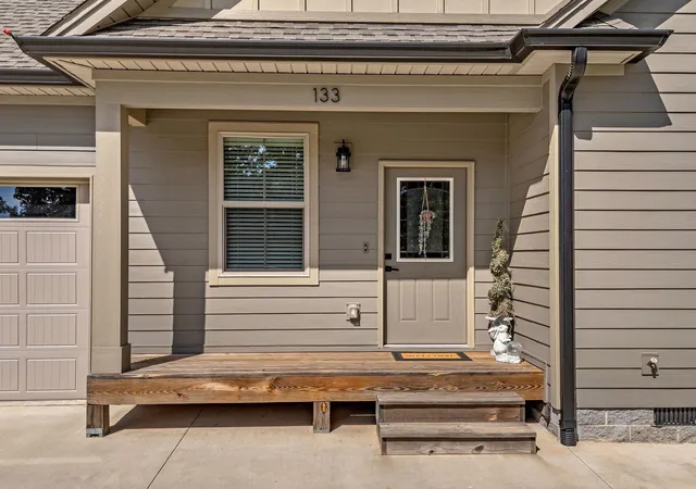 Photo 4 of House for sale at 129 Victoria Dr, Inman, SC 29349 | MLS# SPN342389 | Listing updated on 2026-10-03