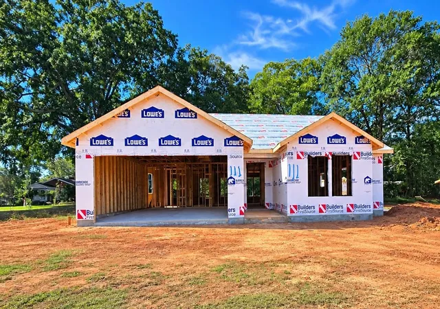 Photo 1 of Single family home for sale at 111 Allison St, Cowpens, SC 29330 | MLS# SPN342397 | Listing updated on 2026-10-03