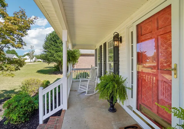 Photo 2 of Sale Pending at 287 Hunters Pointe Dr, Spartanburg, SC 29303 | MLS# SPN342413 | Listing updated on 2026-10-14