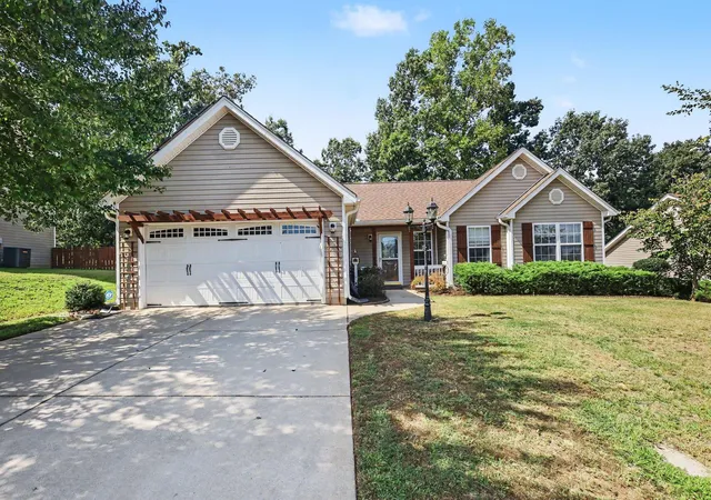 Single family home for sale at 744 White Cloud Dr, Lyman, SC 29365 | MLS# SPN342414