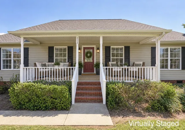 Photo 1 of Single family home for sale at 424 Bollweevil Way, Wellford, SC 29385 | MLS# SPN342415 | Listing updated on 2026-10-01
