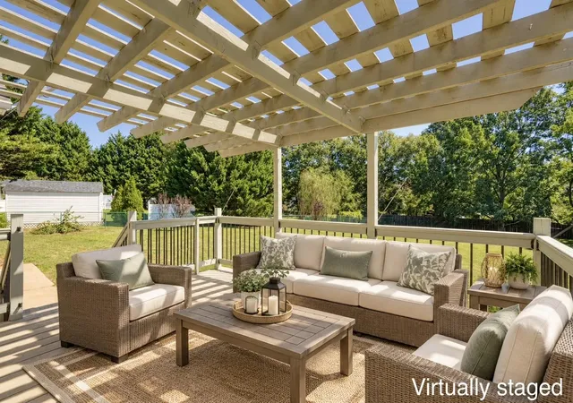 Photo 3 of Single family home for sale at 424 Bollweevil Way, Wellford, SC 29385 | MLS# SPN342415 | Listing updated on 2026-10-01