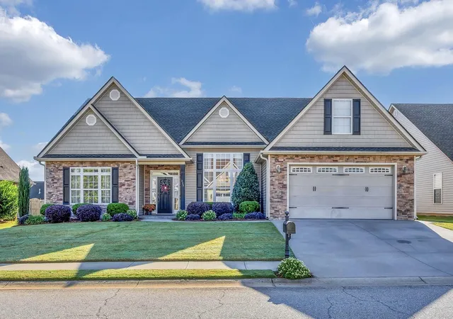 Photo 1 of Single family home for sale at 117 Dewfield Ln, Boiling Springs, SC 29316 | MLS# SPN342417 | Listing updated on 2026-10-04