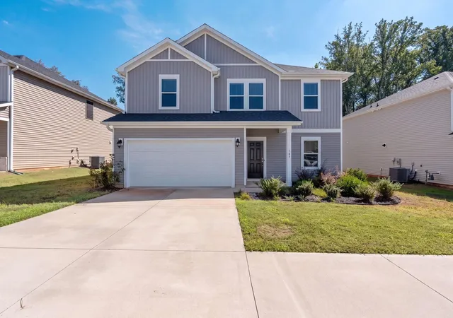 Single family home for sale at 109 Mainsail Way, Spartanburg, SC 29306 | MLS# SPN342429