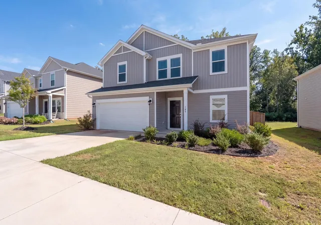 Photo 1 of Single family home for sale at 109 Mainsail Way, Spartanburg, SC 29306 | MLS# SPN342429 | Listing updated on 2026-10-04