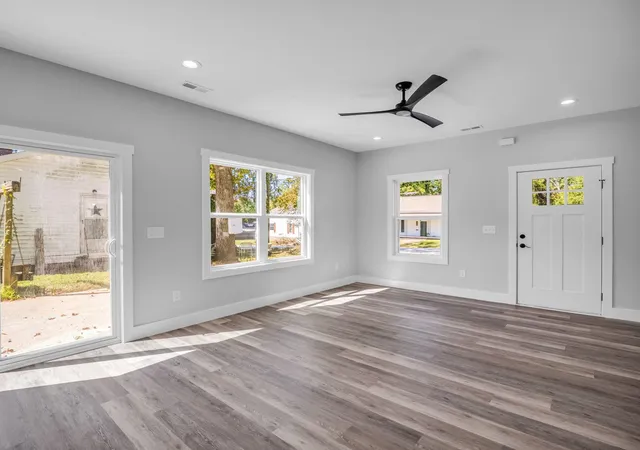Photo 2 of Single family home for sale at 304 Oakland Ave, Gaffney, SC 29341 | MLS# SPN342437 | Listing updated on 2026-10-04