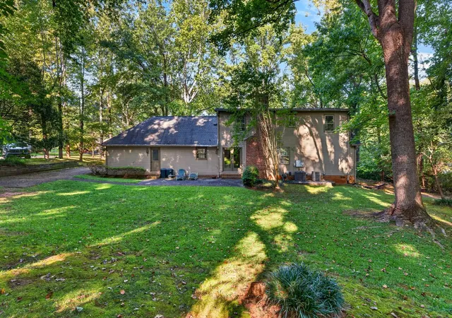 Photo 4 of Sale Pending at 160 Chestnut Lake Dr, Inman, SC 29349 | MLS# SPN342440 | Listing updated on 2026-10-08