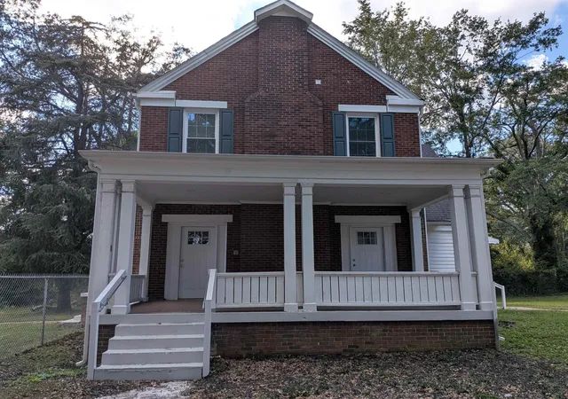 Photo 4 of Single family home for sale at 1110 Hayne St, Spartanburg, SC 29301 | MLS# SPN342444 | Listing updated on 2026-10-04