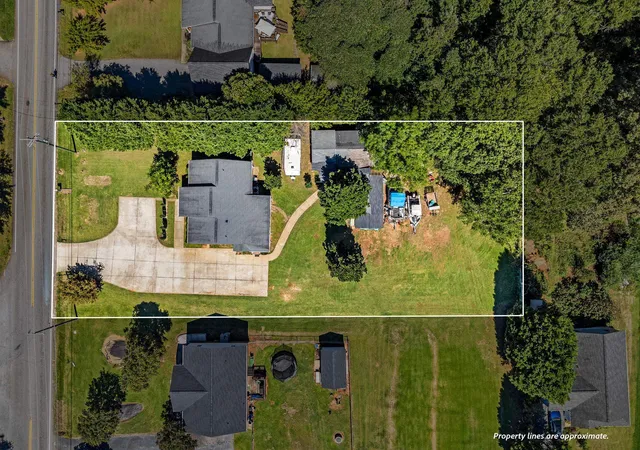 Photo 3 of Single family home for sale at 8378 Valley Fls Rd, Boiling Springs, SC 29316 | MLS# SPN342448 | Listing updated on 2026-10-04
