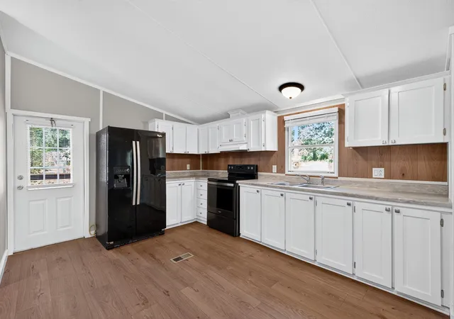 Photo 3 of Manufactured home for sale at 1264 Piedmont Rd, Chesnee, SC 29323 | MLS# SPN342457 | Listing updated on 2026-10-04