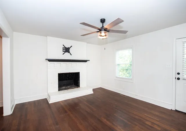 Photo 4 of Single family home for sale at 264 Fairforest Rd, Spartanburg, SC 29301 | MLS# SPN342460 | Listing updated on 2026-10-04