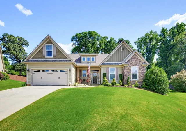 Photo 1 of Single family home for sale at 120 Hubbard Ln, Greer, SC 29651 | MLS# SPN342461 | Listing updated on 2026-10-04