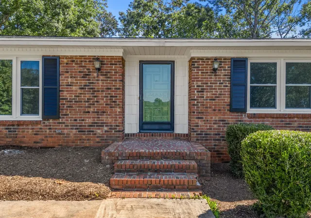 Photo 1 of Single family home for sale at 355 Ferndale Dr, Boiling Springs, SC 29316 | MLS# SPN342466 | Listing updated on 2026-10-05