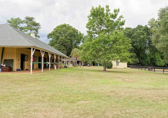 Photo 3 of Single family home for sale at 844, SE 846 Two Notch Rd, Aiken, SC 29801 | MLS# SPN342482 | Listing updated on 2026-10-05