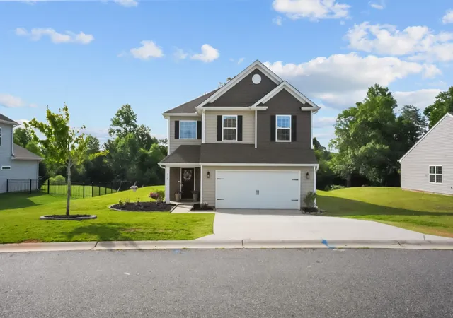 Single family home for sale at 570 New Cut Meadows Rd, Inman, SC 29349 | MLS# SPN342486