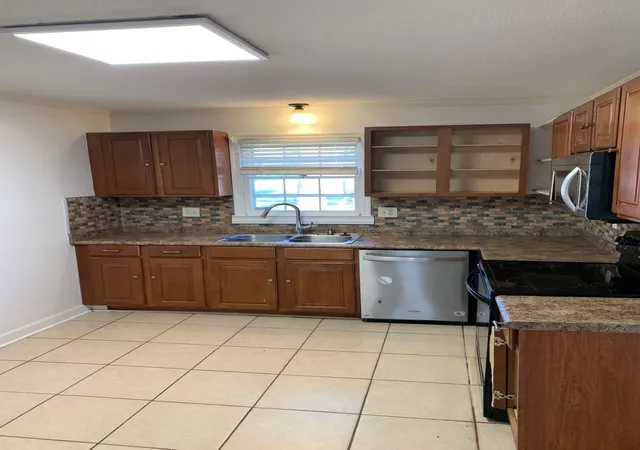 Photo 1 of Single family home for sale at 115 Brandywine Ln, Spartanburg, SC 29301 | MLS# SPN342488 | Listing updated on 2026-10-05
