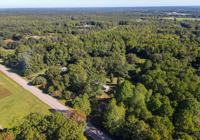 Photo 3 of Manufactured home for sale at 8485 Cross Anchor Rd, Enoree, SC 29335 | MLS# SPN342490 | Listing updated on 2026-10-07