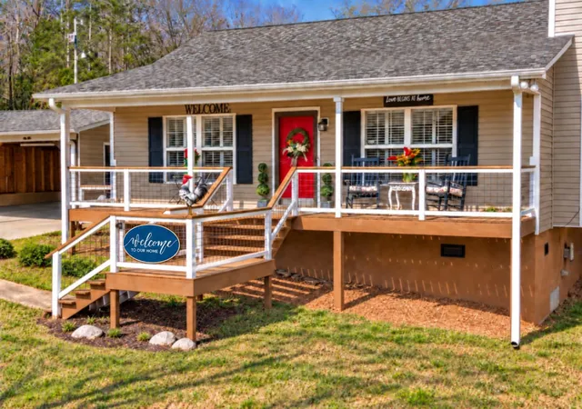 Photo 2 of Sale Pending at 880 Evins Rd, Pauline, SC 29374 | MLS# SPN342499 | Listing updated on 2026-10-09