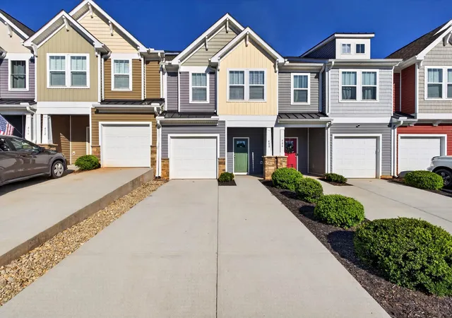 Photo 2 of Townhouse for sale at 408 Pangel Ln, Duncan, SC 29334 | MLS# SPN342506 | Listing updated on 2026-10-05