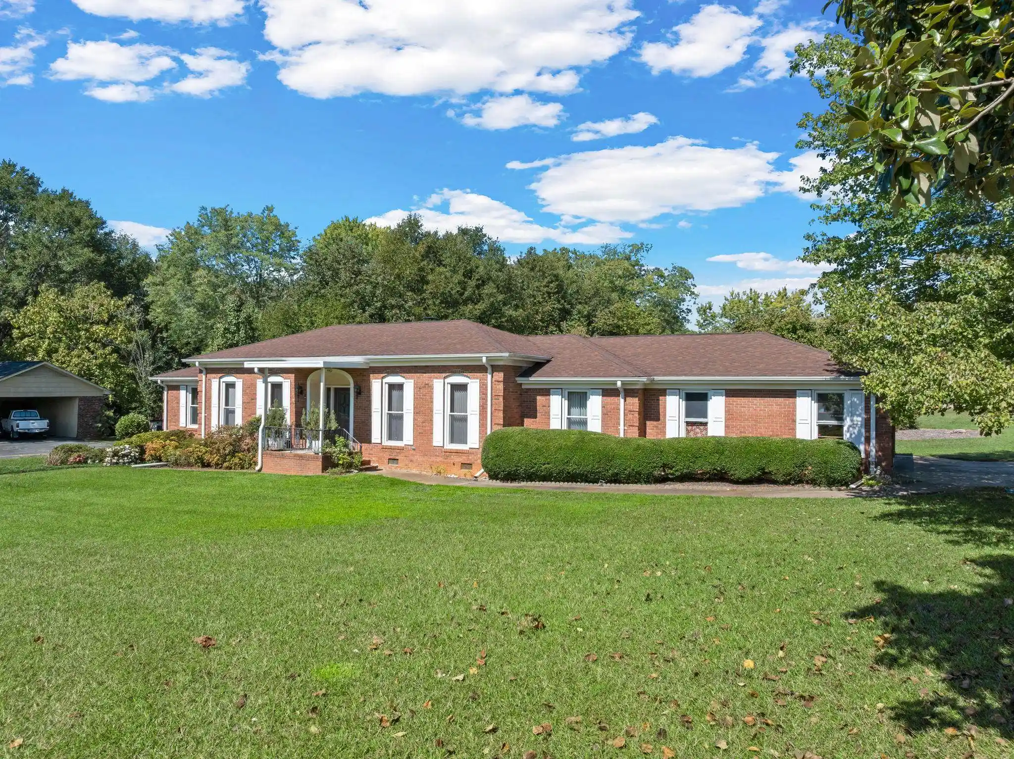 Photo 3 of Single family home for sale at 4461 Bible Church Rd, Boiling Springs, SC 29316 | MLS# SPN342510 | Listing updated on 2026-10-09