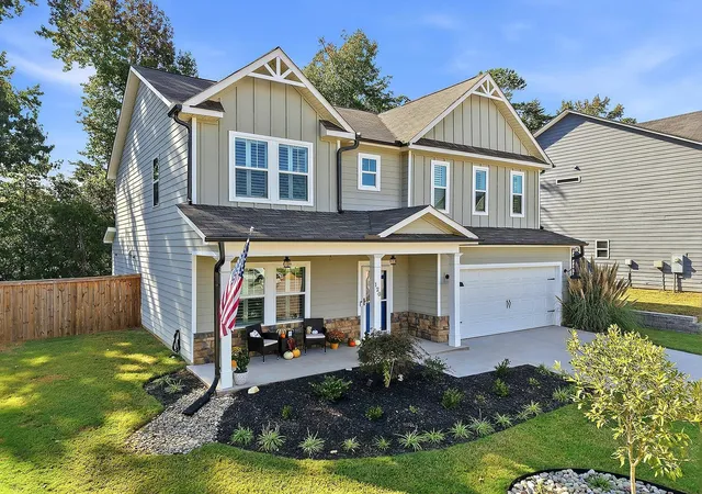 Photo 2 of Single family home for sale at 120 Marshfield Trl, Simpsonville, SC 29680 | MLS# SPN342513 | Listing updated on 2026-10-07