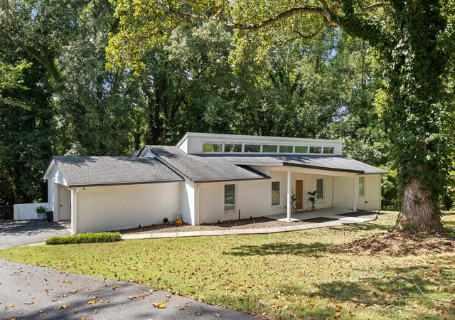 Photo 1 of Single family home for sale at 215 Harrell Dr, Spartanburg, SC 29307 | MLS# SPN342515 | Listing updated on 2026-10-07