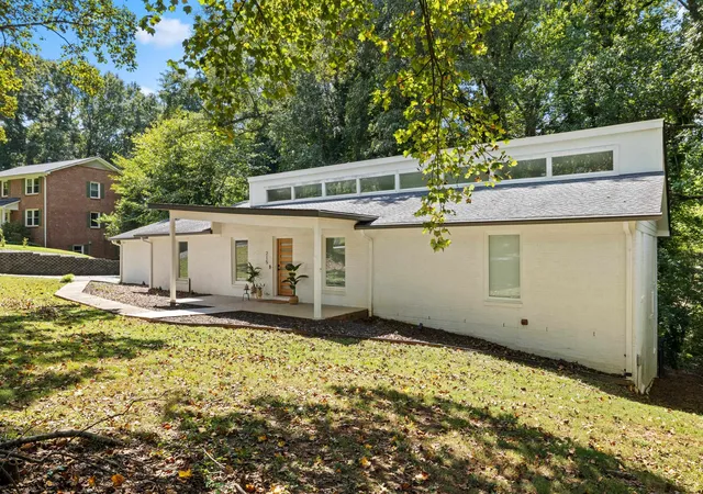 Photo 2 of Single family home for sale at 215 Harrell Dr, Spartanburg, SC 29307 | MLS# SPN342515 | Listing updated on 2026-10-07