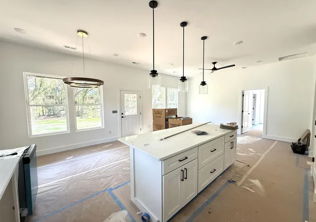 Photo 2 of Single family home for sale at 735 Beaumont Ave, Spartanburg, SC 29303 | MLS# SPN342524 | Listing updated on 2026-10-08