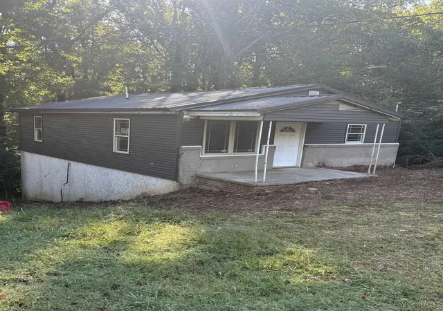 Photo 3 of Single family home for sale at 713 W Georgia St, Woodruff, SC 29388 | MLS# SPN342533 | Listing updated on 2026-10-08