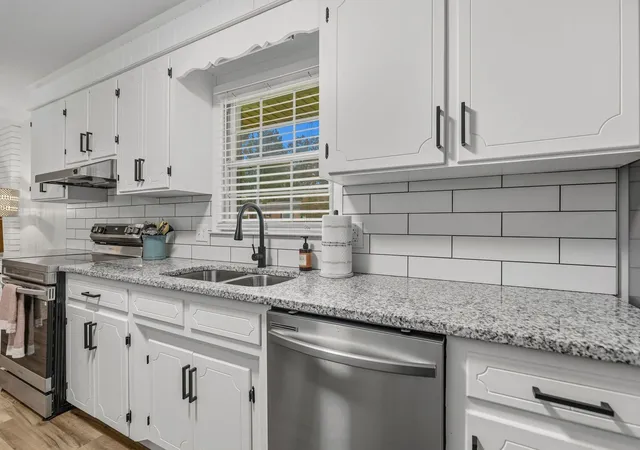 Photo 3 of Single family home for sale at 110 Scenic Cir, Boiling Springs, SC 29316 | MLS# SPN342545 | Listing updated on 2026-10-08