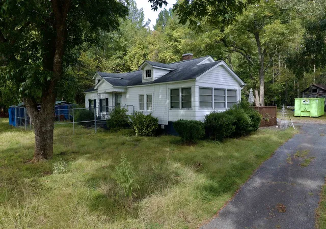Photo 2 of Single family home for sale at 2703 Wilkinsville Hwy, Gaffney, SC 29340 | MLS# SPN342573 | Listing updated on 2026-10-08
