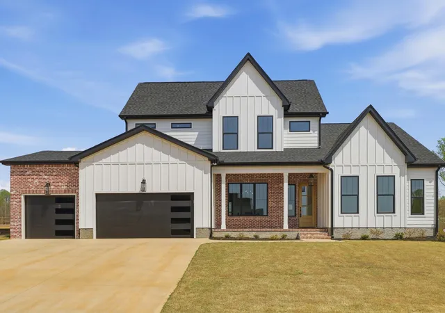 Single family home for sale at 4004 Hollybank Dr, Spartanburg, SC 29303 | MLS# SPN342586