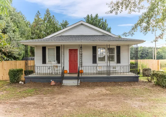Photo 2 of Single family home for sale at 2111 Cannons Campground Rd, Spartanburg, SC 29307 | MLS# SPN342589 | Listing updated on 2026-10-09