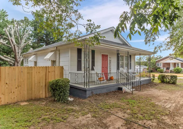 Photo 3 of Single family home for sale at 2111 Cannons Campground Rd, Spartanburg, SC 29307 | MLS# SPN342589 | Listing updated on 2026-10-08