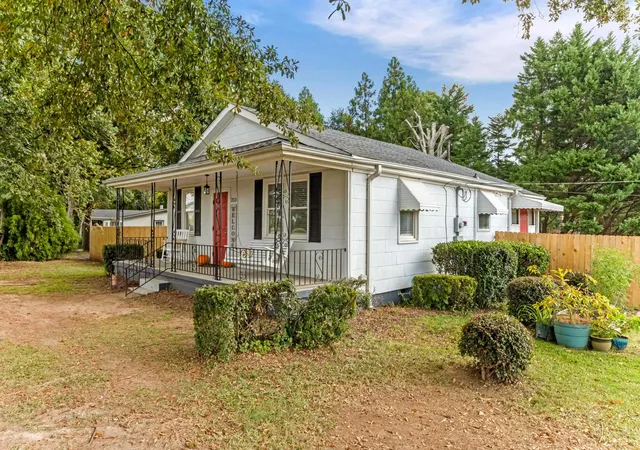 Photo 3 of Single family home for sale at 2111 Cannons Campground Rd, Spartanburg, SC 29307 | MLS# SPN342589 | Listing updated on 2026-10-09