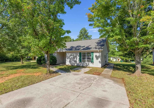 Photo 3 of Single family home for sale at 534 Lavendula St, Spartanburg, SC 29301 | MLS# SPN342591 | Listing updated on 2026-10-08
